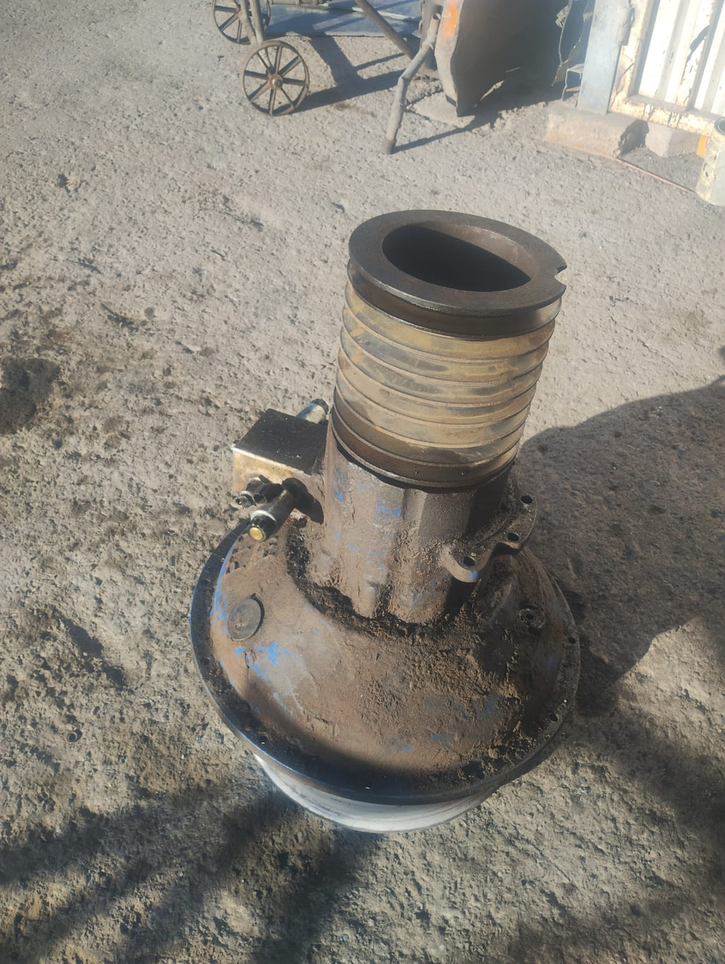 USED HYDRAULIC CLUTH